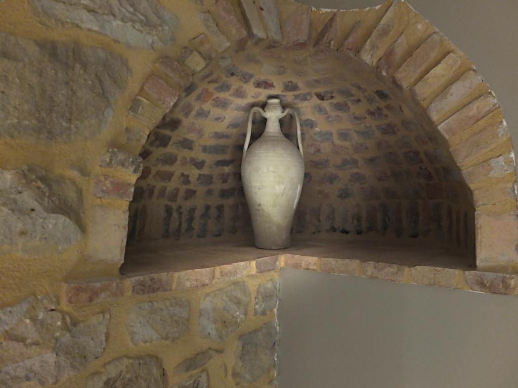 Geraci Siculo Notti O' Tunn Luxury Rooms In Centro מראה חיצוני תמונה