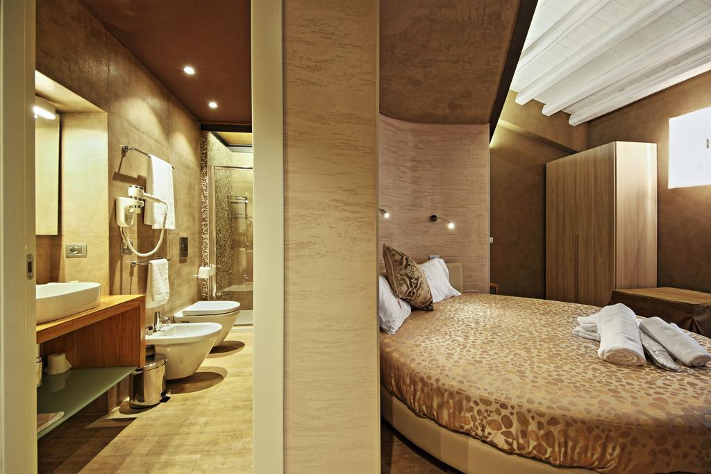 Geraci Siculo Notti O' Tunn Luxury Rooms In Centro מראה חיצוני תמונה